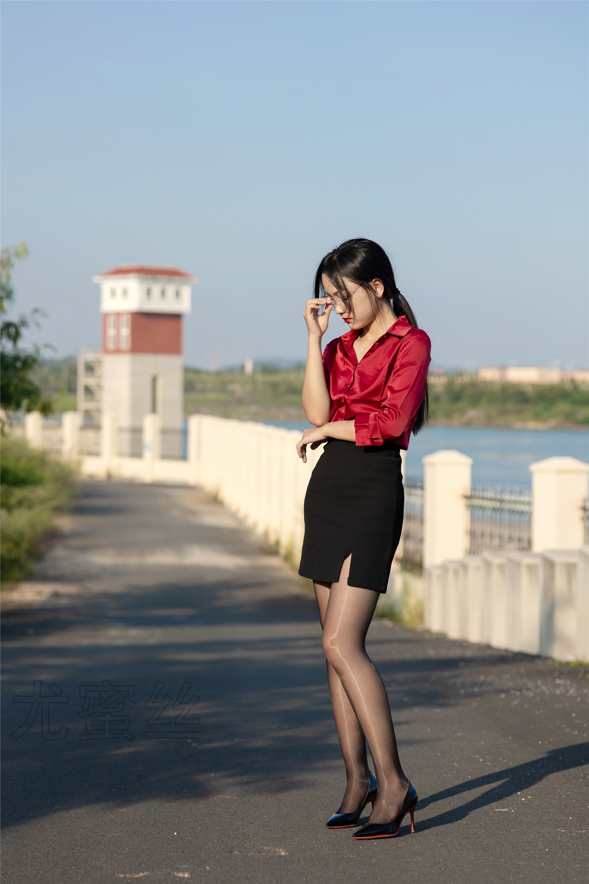 尤蜜丝 穿搭写真 NO.080